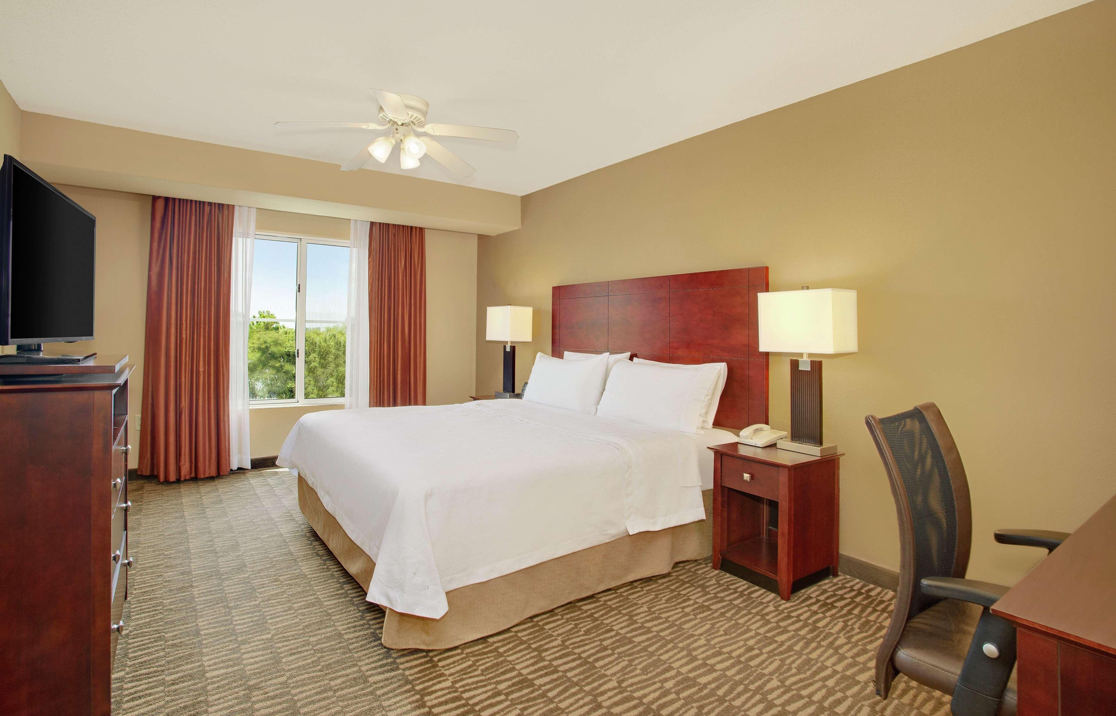 Homewood Suites By Hilton Tampa-Brandon Екстериор снимка