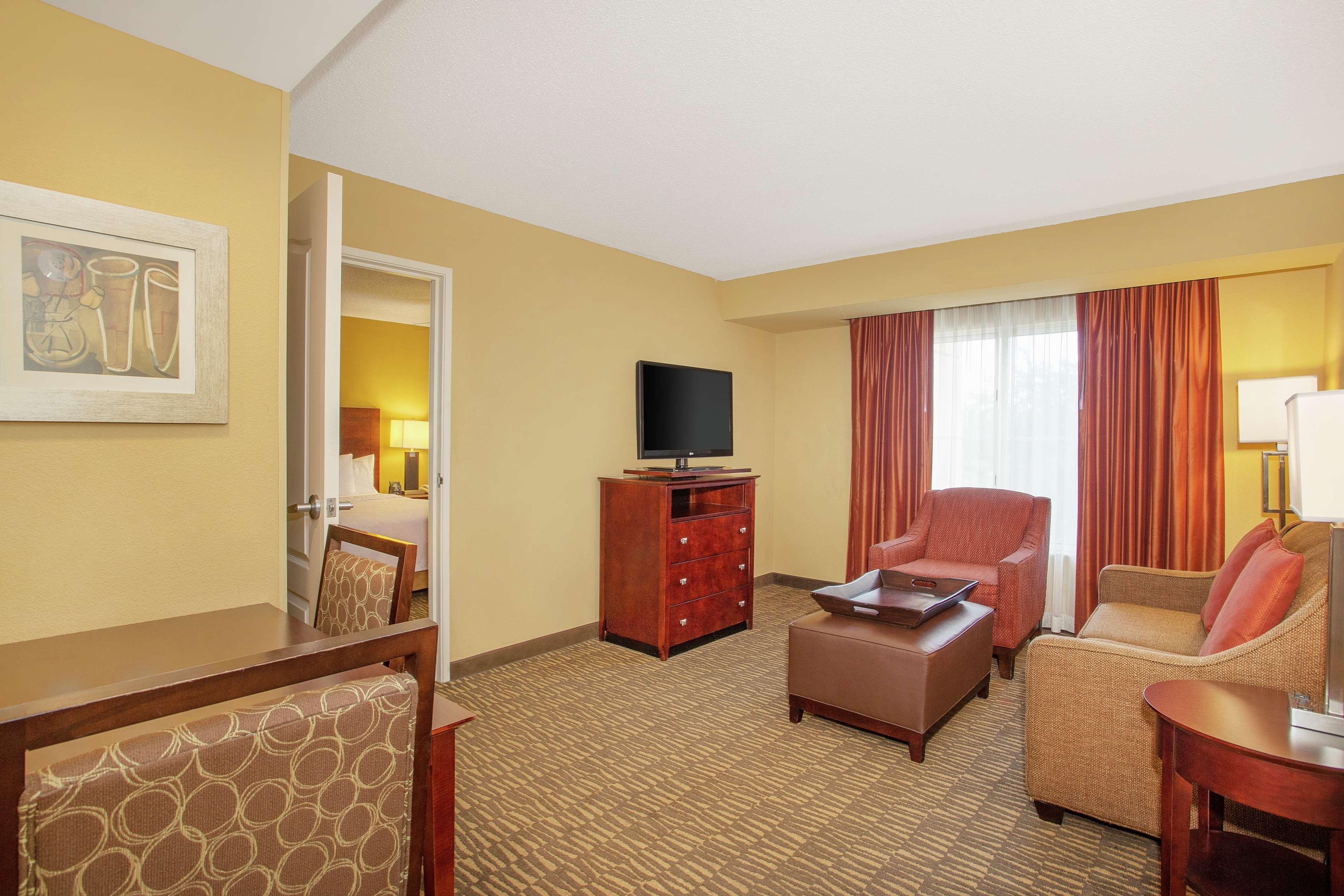Homewood Suites By Hilton Tampa-Brandon Екстериор снимка