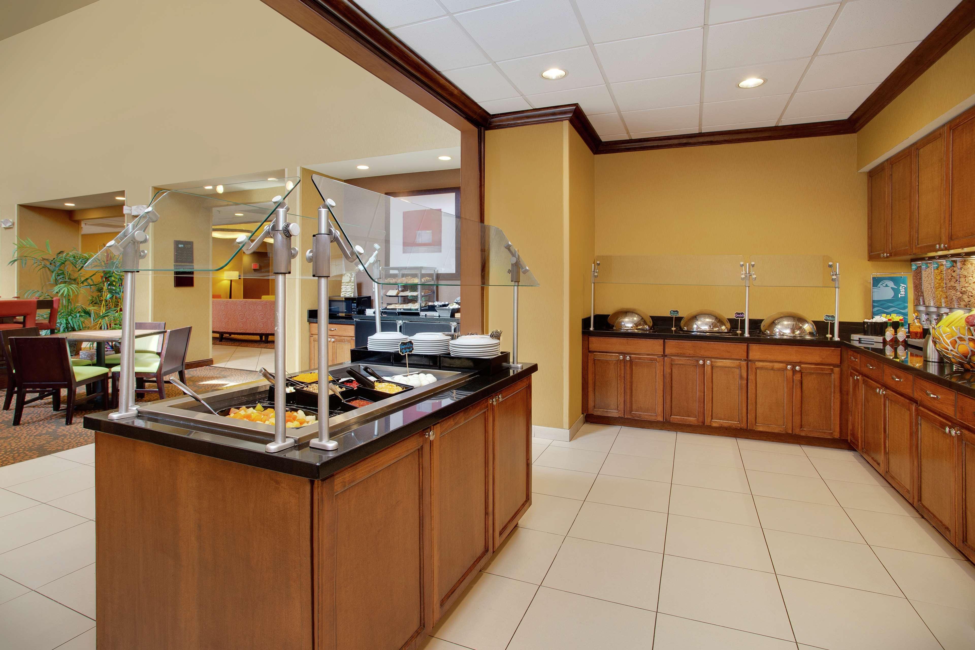 Homewood Suites By Hilton Tampa-Brandon Екстериор снимка