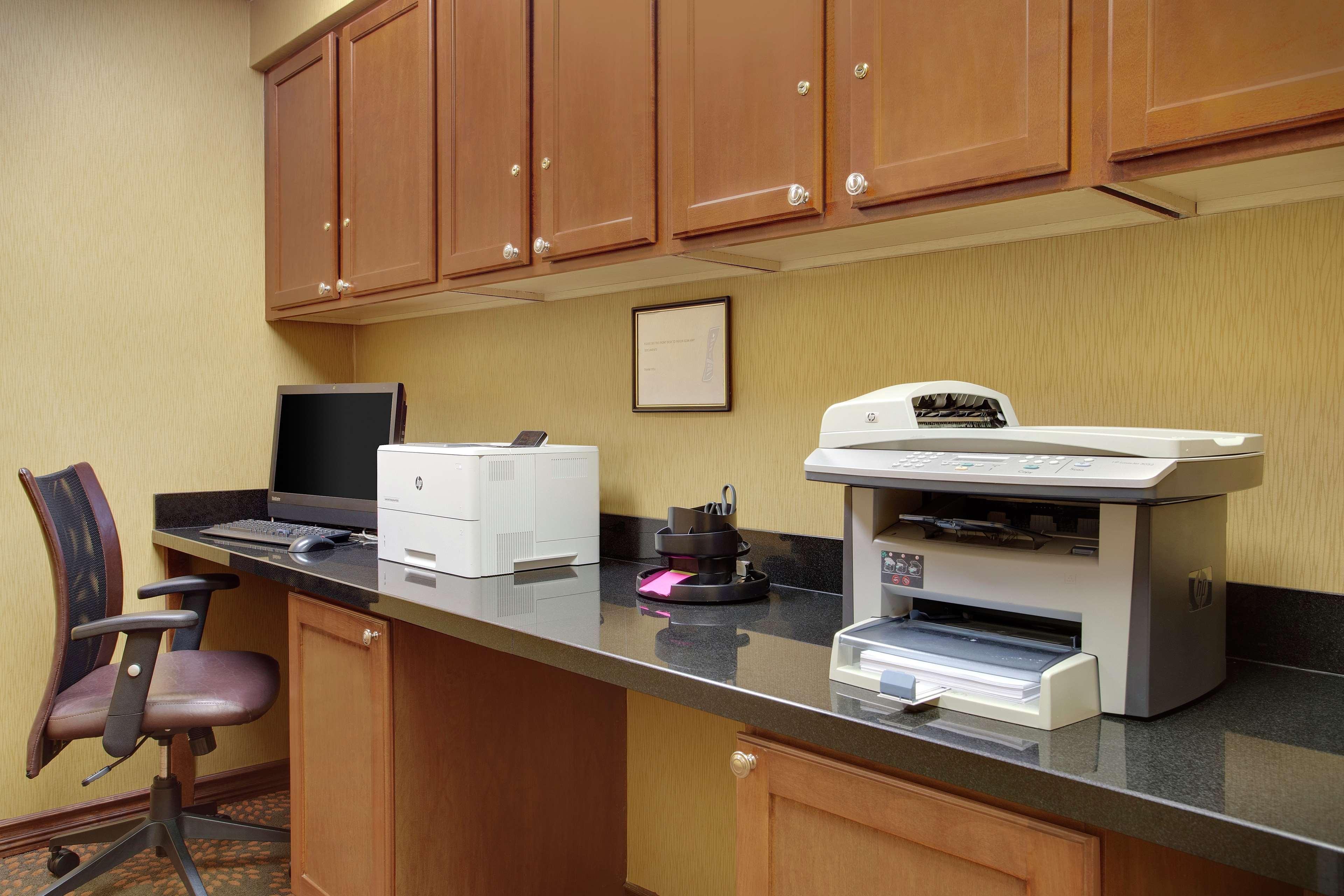 Homewood Suites By Hilton Tampa-Brandon Екстериор снимка